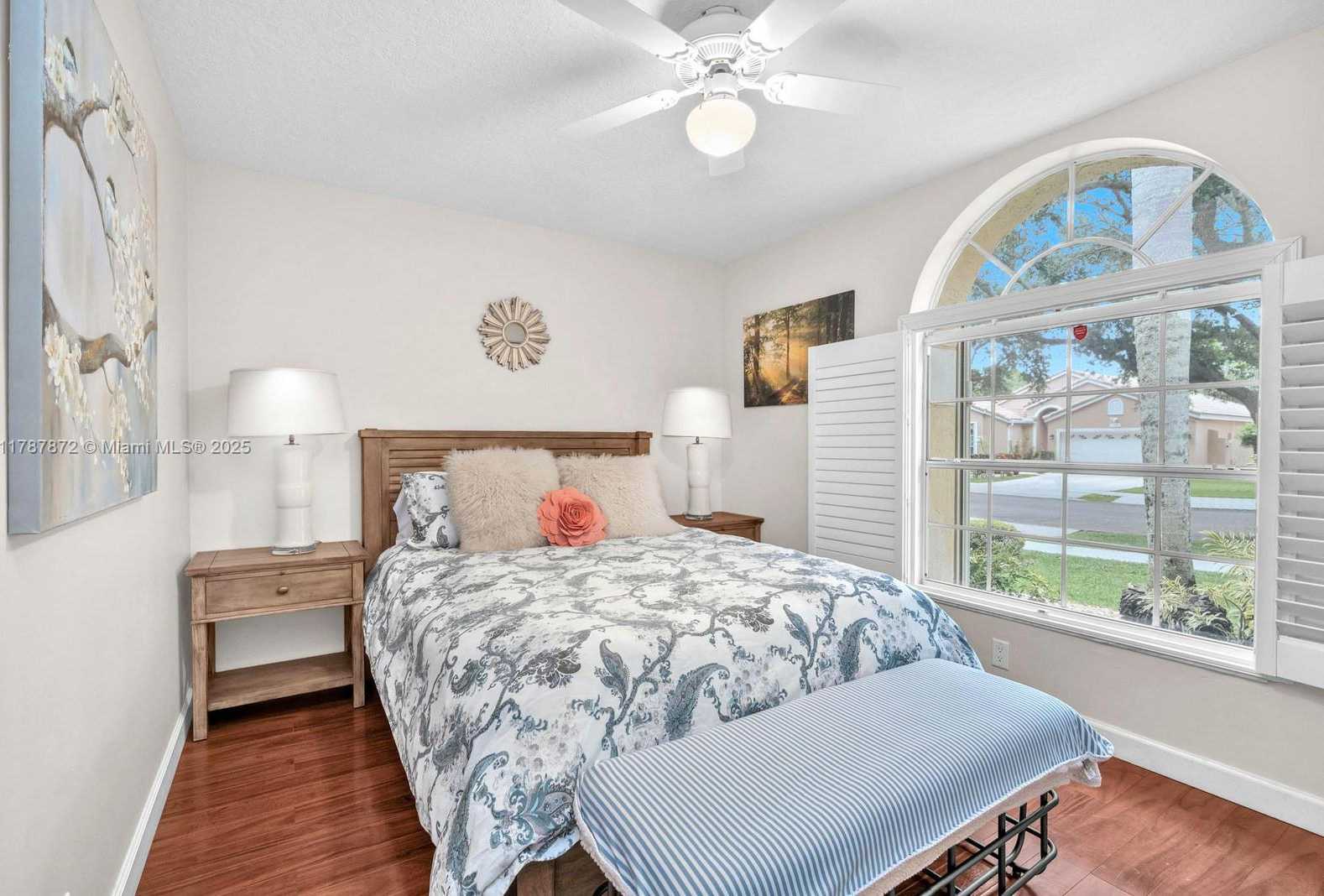 Small Image of 2724 CAYENNE AVE, Cooper City Number 23