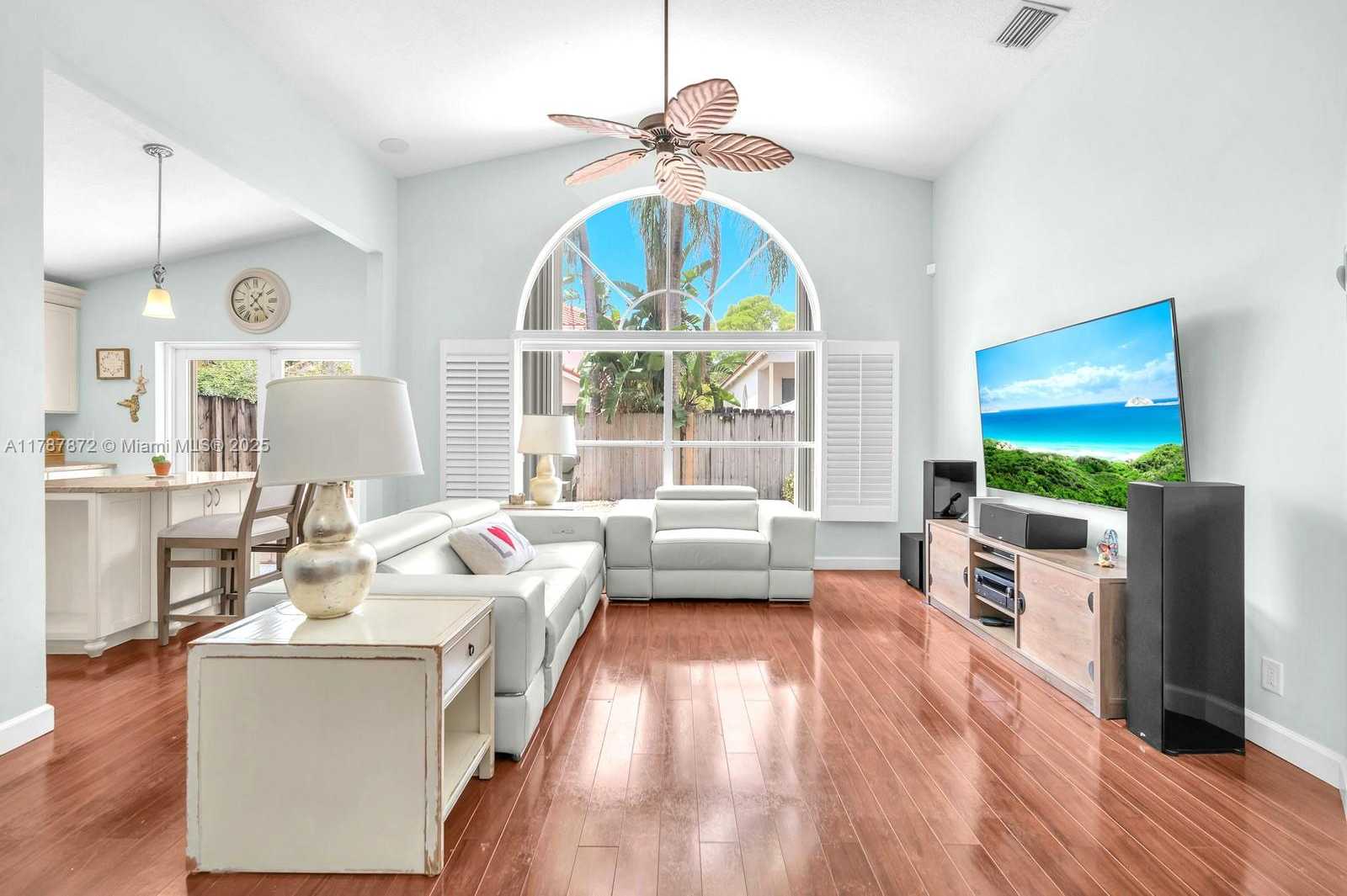 Small Image of 2724 CAYENNE AVE, Cooper City Number 5