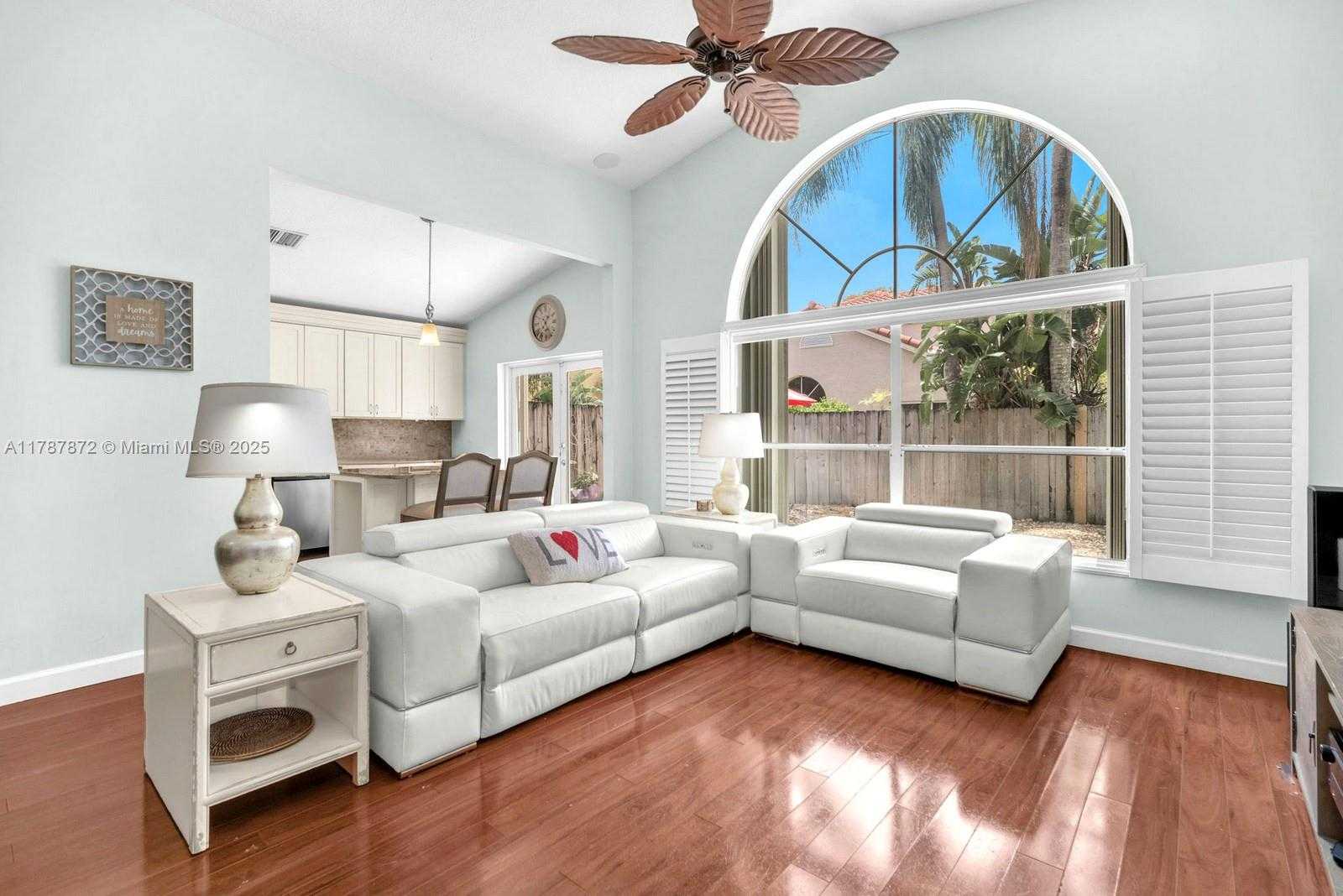 Small Image of 2724 CAYENNE AVE, Cooper City Number 6