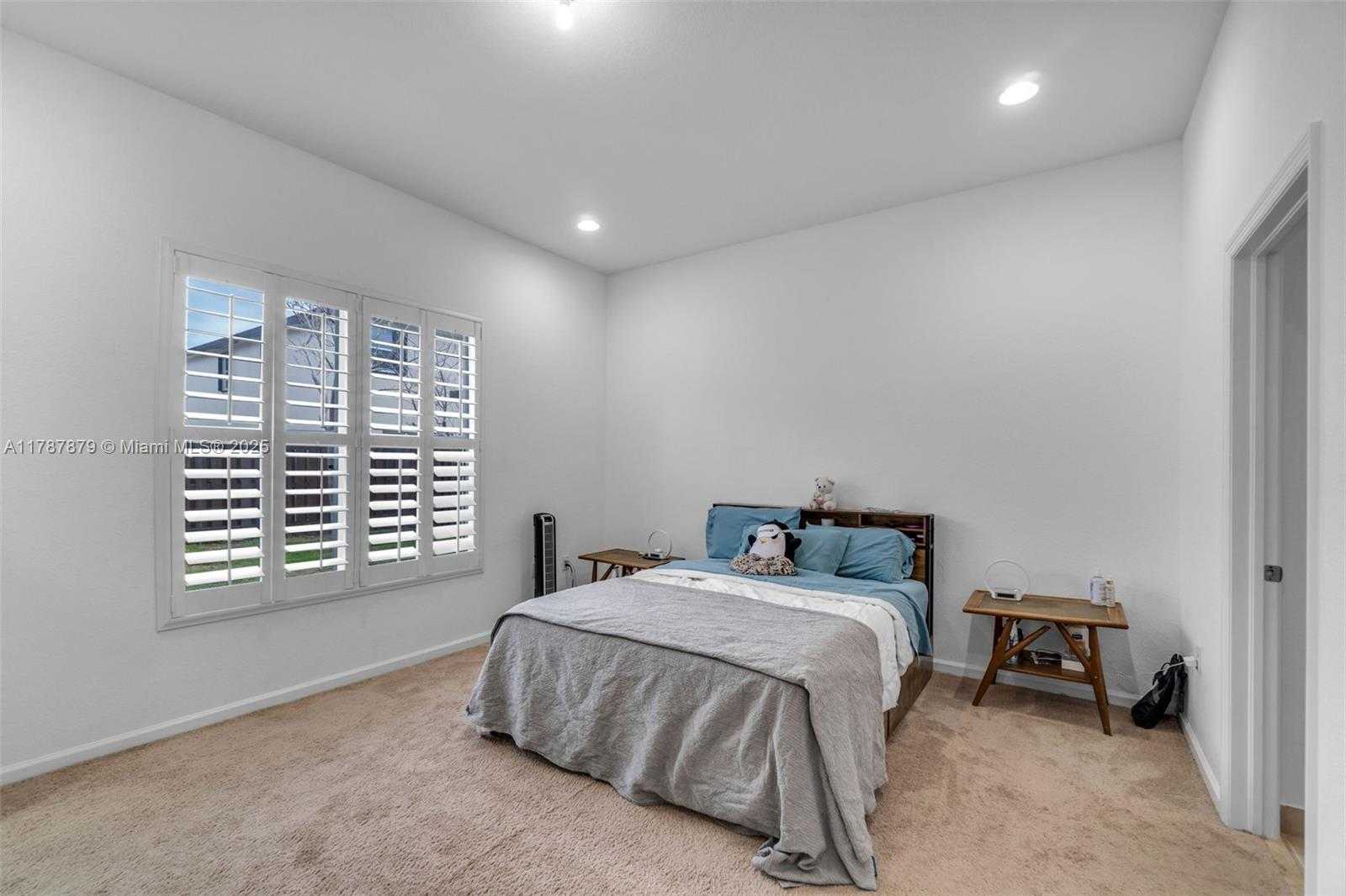 Small Image of 4136 NORTH EAST 21ST CT, Homestead Number 18