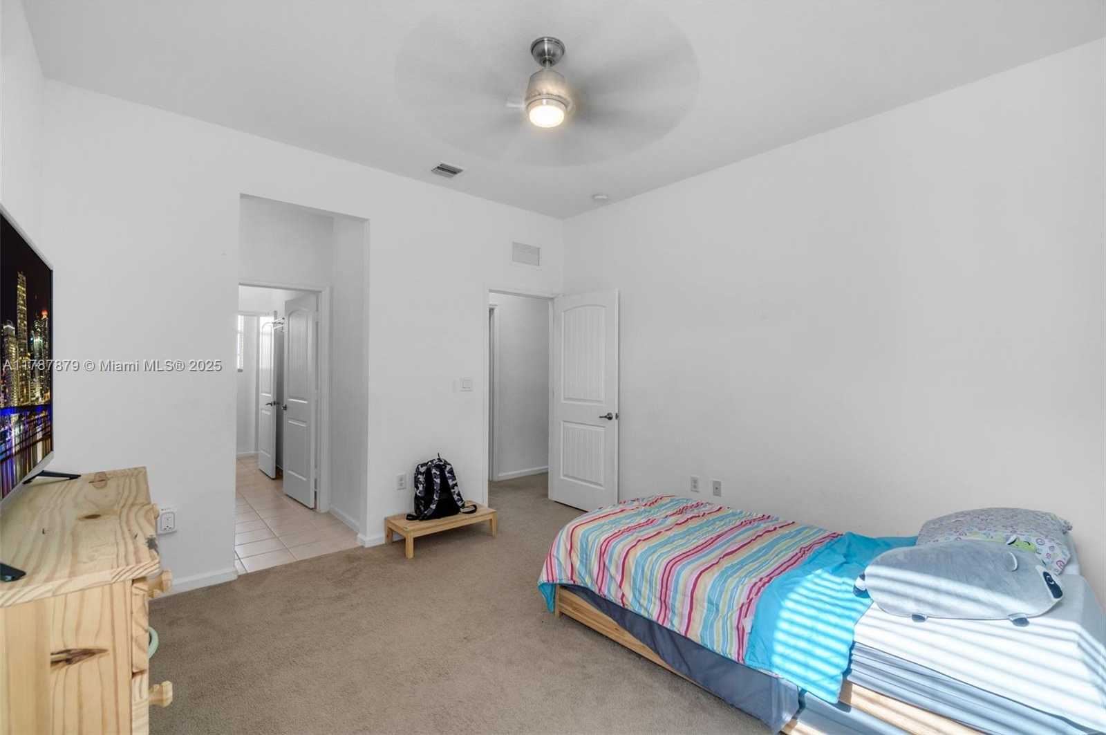 Small Image of 4136 NORTH EAST 21ST CT, Homestead Number 25