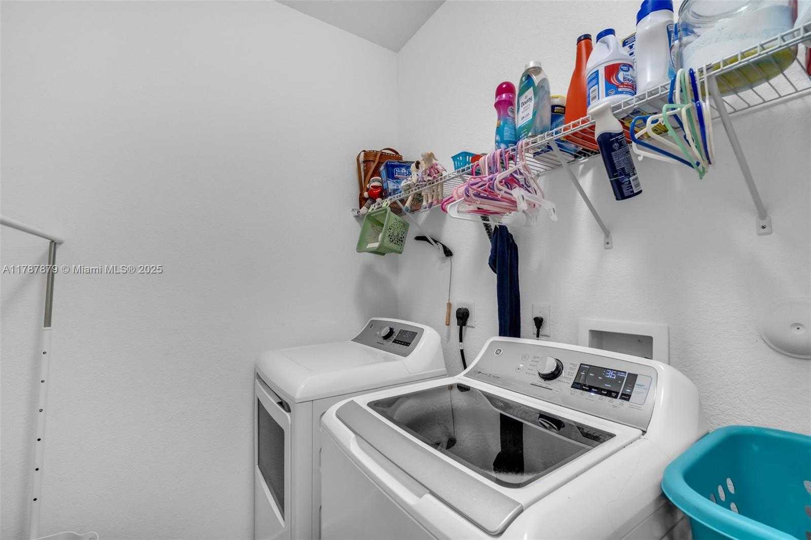 Small Image of 4136 NORTH EAST 21ST CT, Homestead Number 35