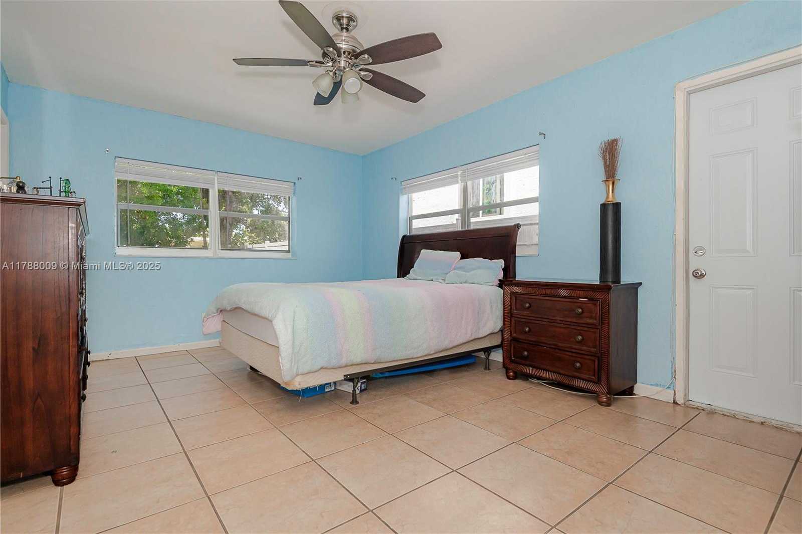 Small Image of 1027 NORTH EAST 33RD ST, Oakland Park Number 20