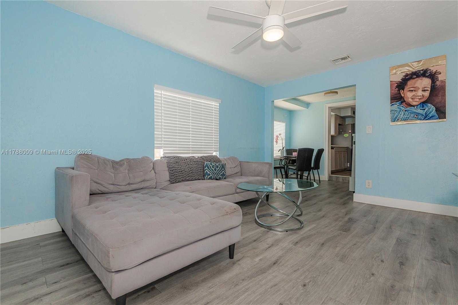 Small Image of 1027 NORTH EAST 33RD ST, Oakland Park Number 5