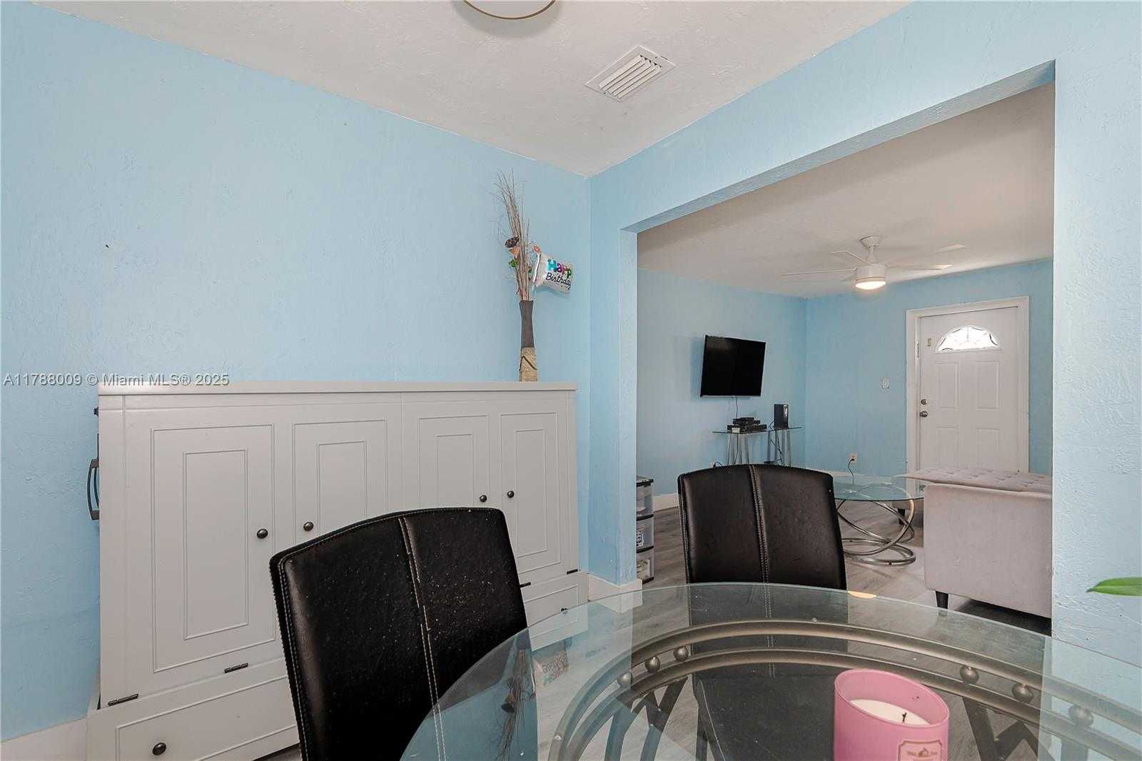Small Image of 1027 NORTH EAST 33RD ST, Oakland Park Number 8