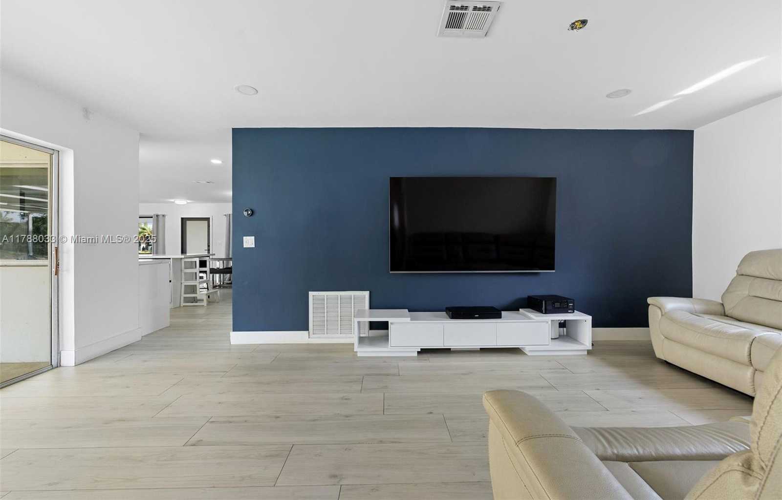 Small Image of 3890 NORTH WEST 4TH CT, Coconut Creek Number 6