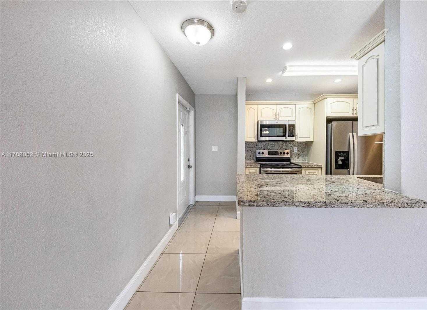 Small Image of 702 SOUTH WEST 79TH AVE, North Lauderdale Number 22