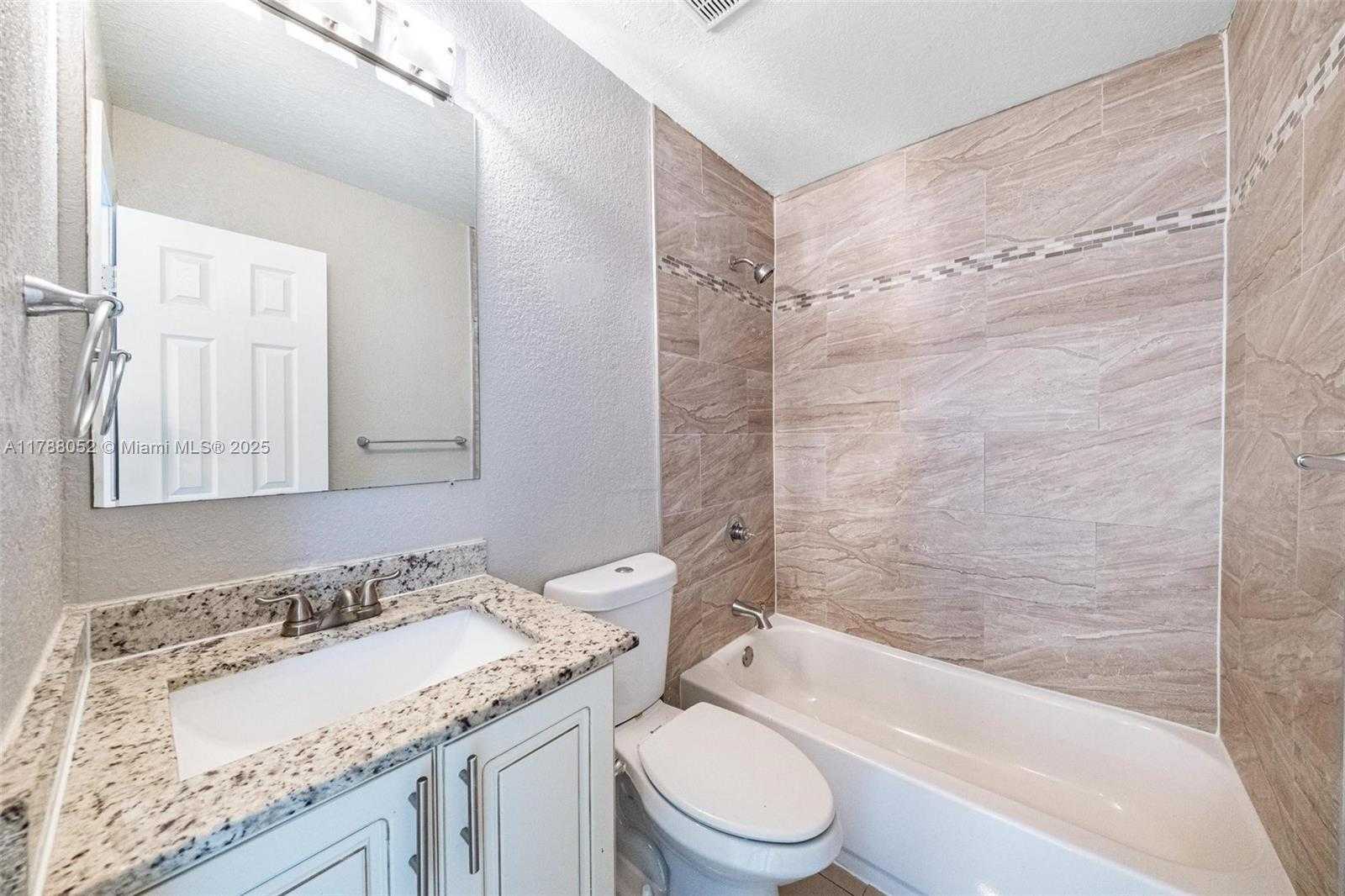 Small Image of 702 SOUTH WEST 79TH AVE, North Lauderdale Number 36