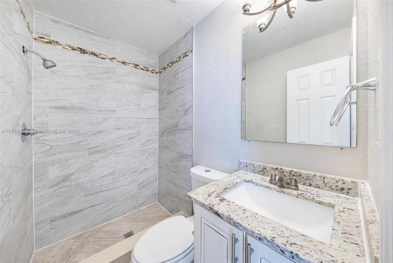 Small Image of 702 SOUTH WEST 79TH AVE, North Lauderdale Number 41