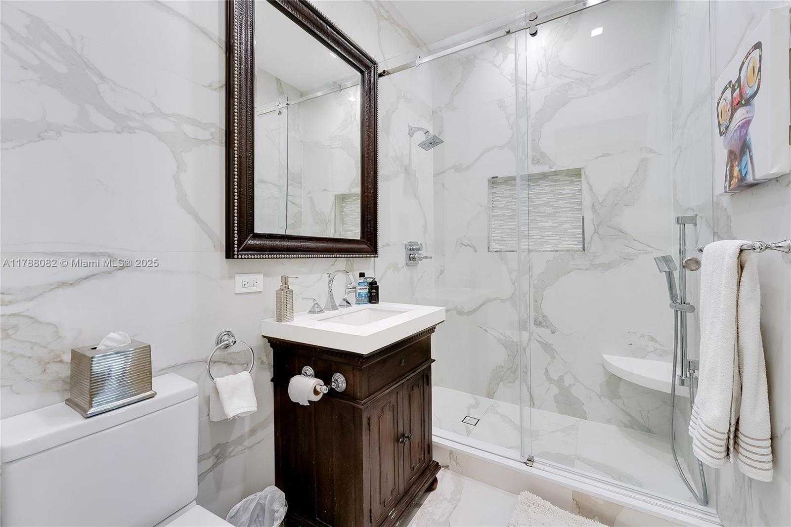 Small Image of 1563 SOUTH MIAMI AVE, Miami Number 41
