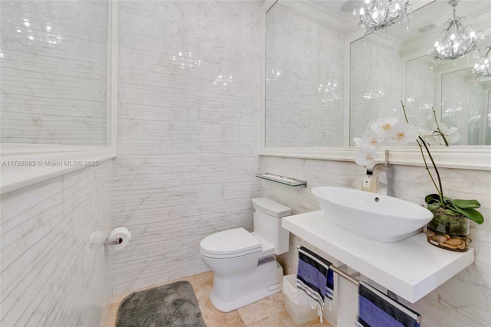 Small Image of 1563 SOUTH MIAMI AVE, Miami Number 47
