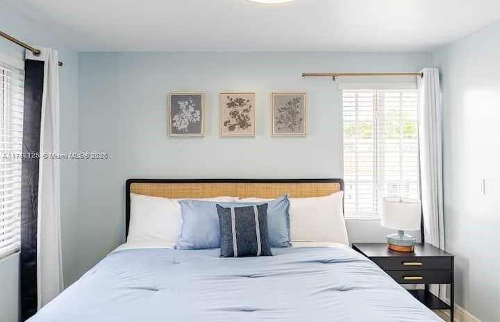 Small Image of 1020 6TH ST, Miami Beach Number 20