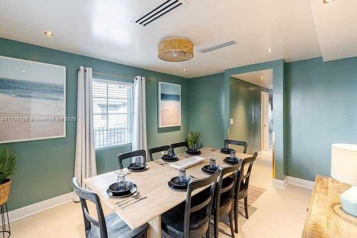 Small Image of 1020 6TH ST, Miami Beach Number 7