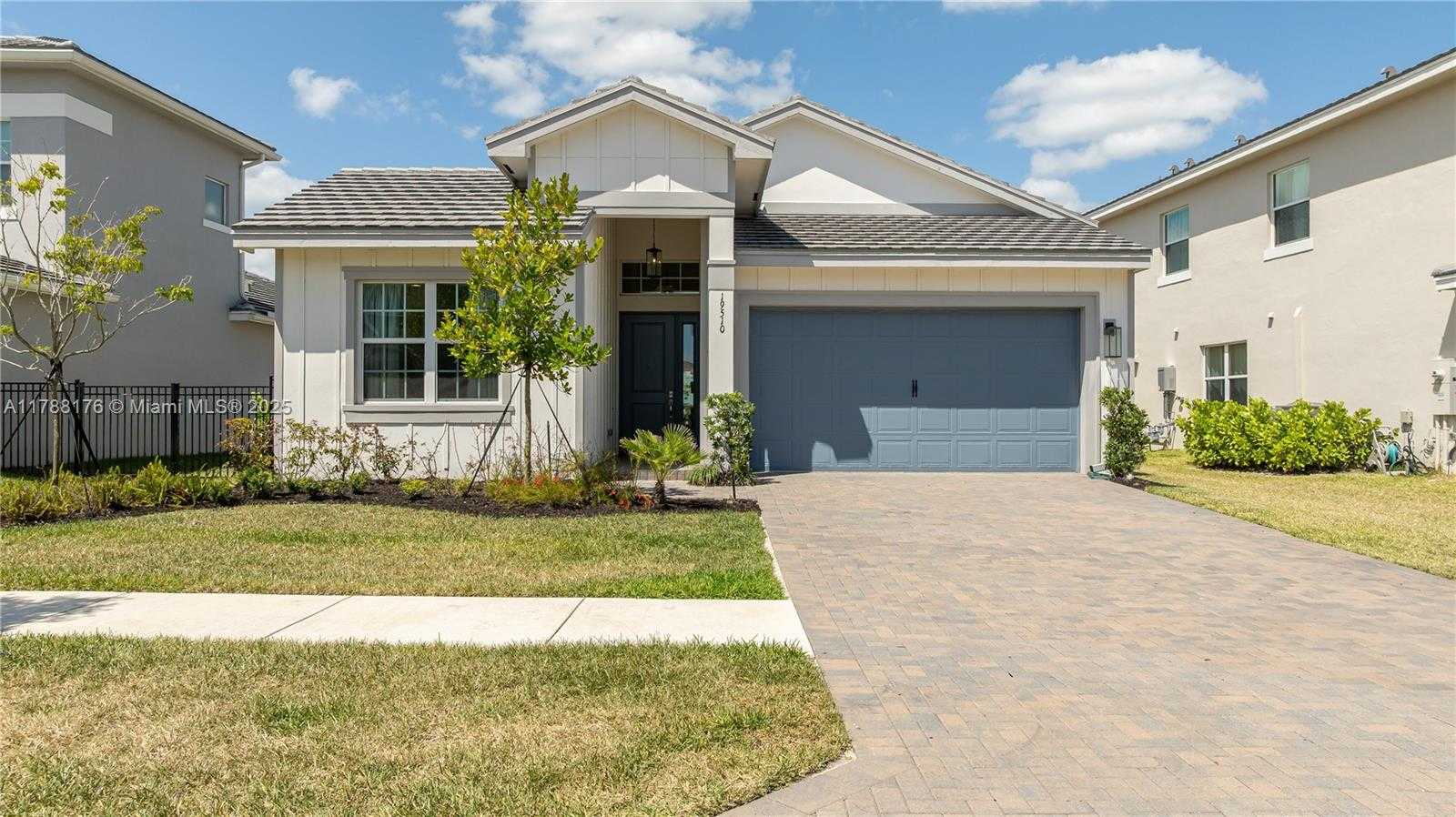 Small Image of Loxahatchee Number 2