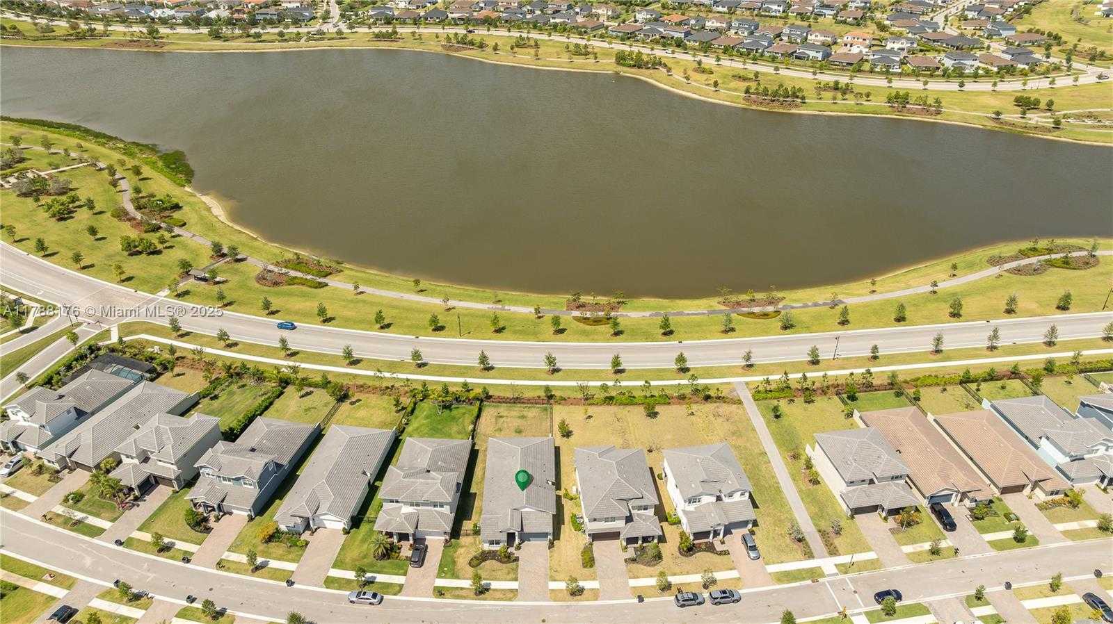 Small Image of Loxahatchee Number 33