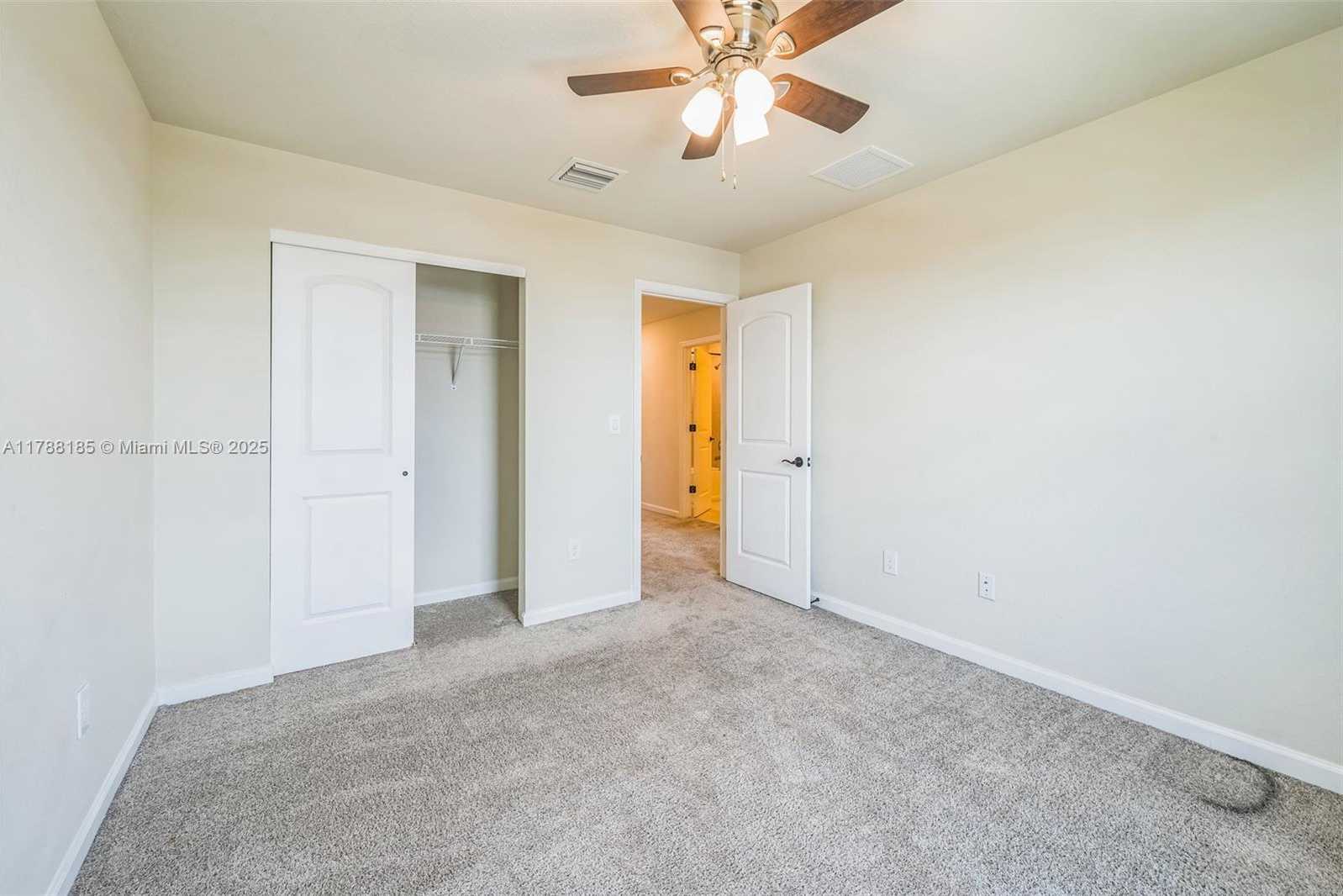 Small Image of 10484 SOUTH WEST CAPTIVA DR, Port St. Lucie Number 18