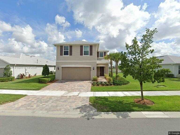 Small Image of 10484 SOUTH WEST CAPTIVA DR, Port St. Lucie Number 2