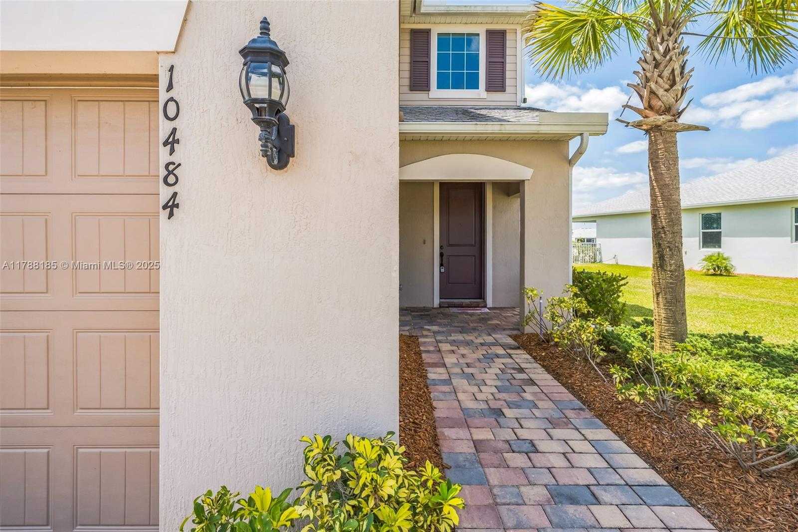 Small Image of 10484 SOUTH WEST CAPTIVA DR, Port St. Lucie Number 3