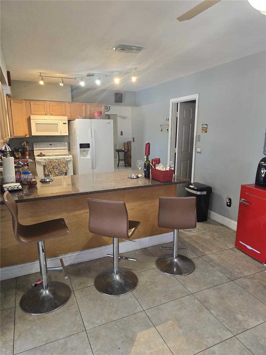 Small Image of 10935 GABLE ST, Boca Raton Number 15