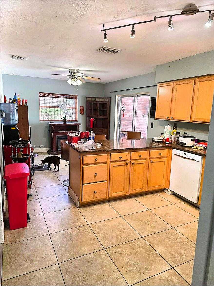 Small Image of 10935 GABLE ST, Boca Raton Number 16