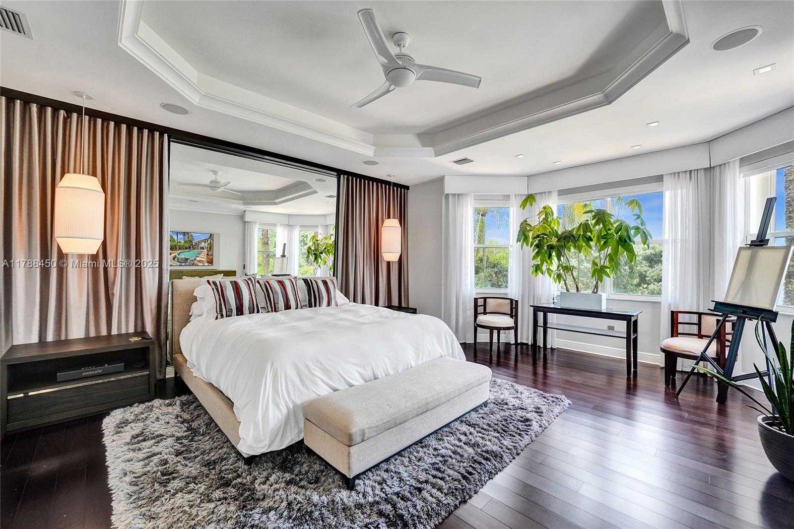 Small Image of 11356 CANYON MAPLE BLVD, Davie Number 32