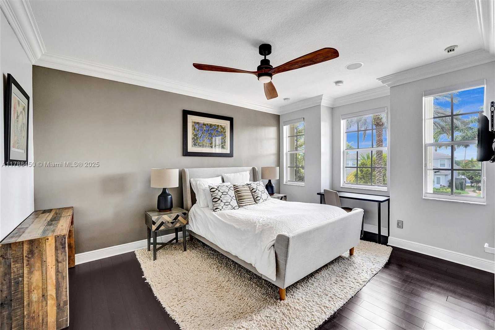 Small Image of 11356 CANYON MAPLE BLVD, Davie Number 43