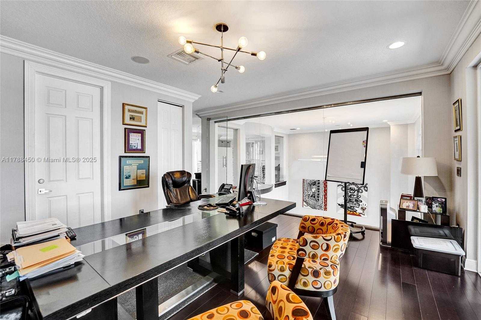 Small Image of 11356 CANYON MAPLE BLVD, Davie Number 47
