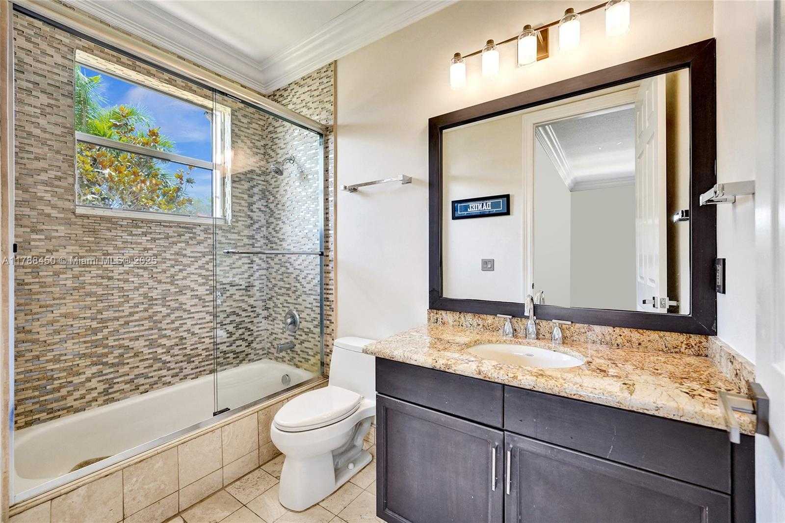 Small Image of 11356 CANYON MAPLE BLVD, Davie Number 51