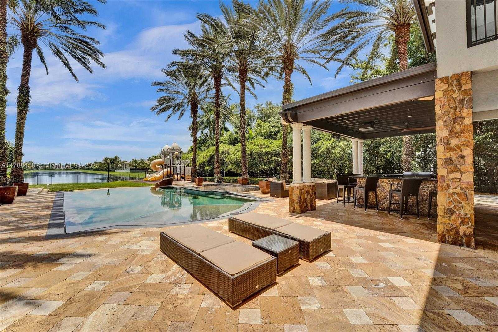 Small Image of 11356 CANYON MAPLE BLVD, Davie Number 55