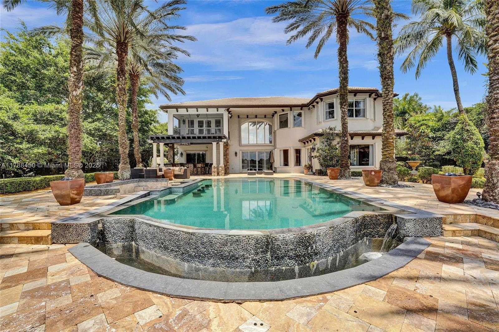 Small Image of 11356 CANYON MAPLE BLVD, Davie Number 57