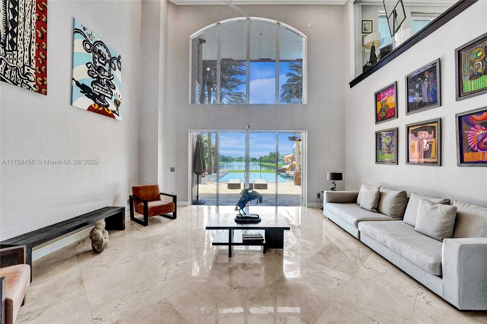 Small Image of 11356 CANYON MAPLE BLVD, Davie Number 6