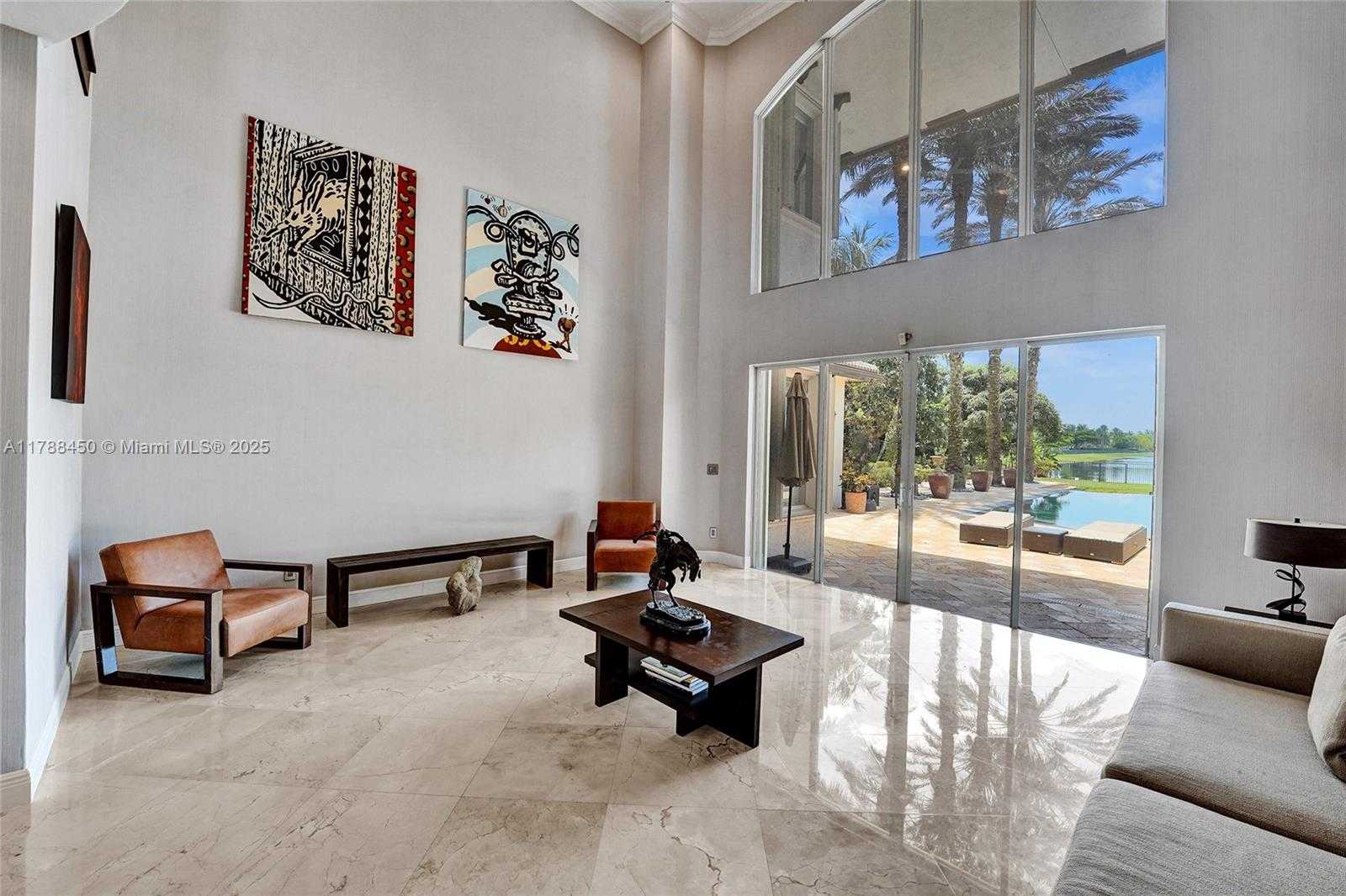 Small Image of 11356 CANYON MAPLE BLVD, Davie Number 7