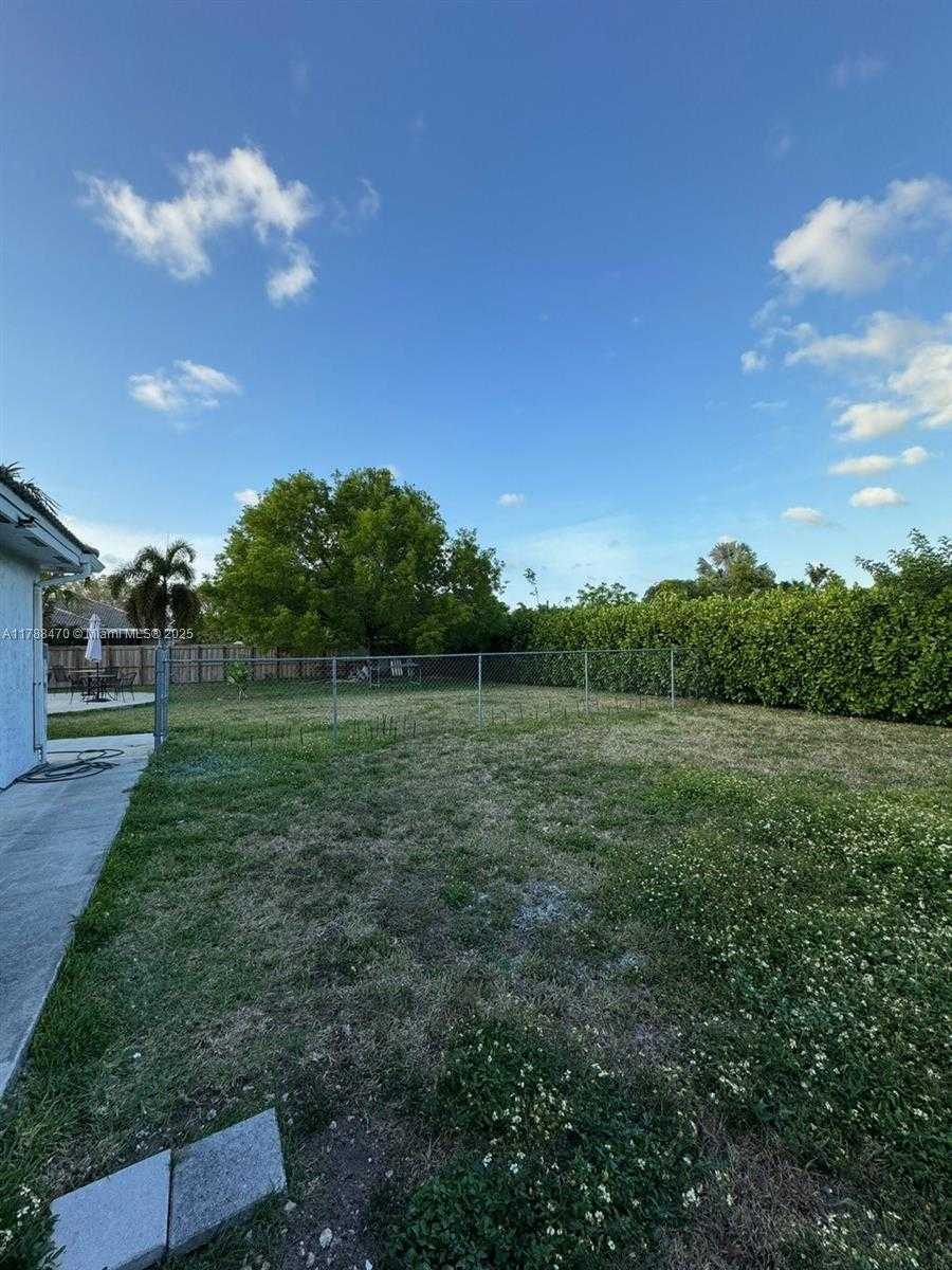 Small Image of 15433 SOUTH WEST 278TH ST, Homestead Number 31