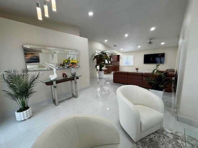 Small Image of 15433 SOUTH WEST 278TH ST, Homestead Number 4