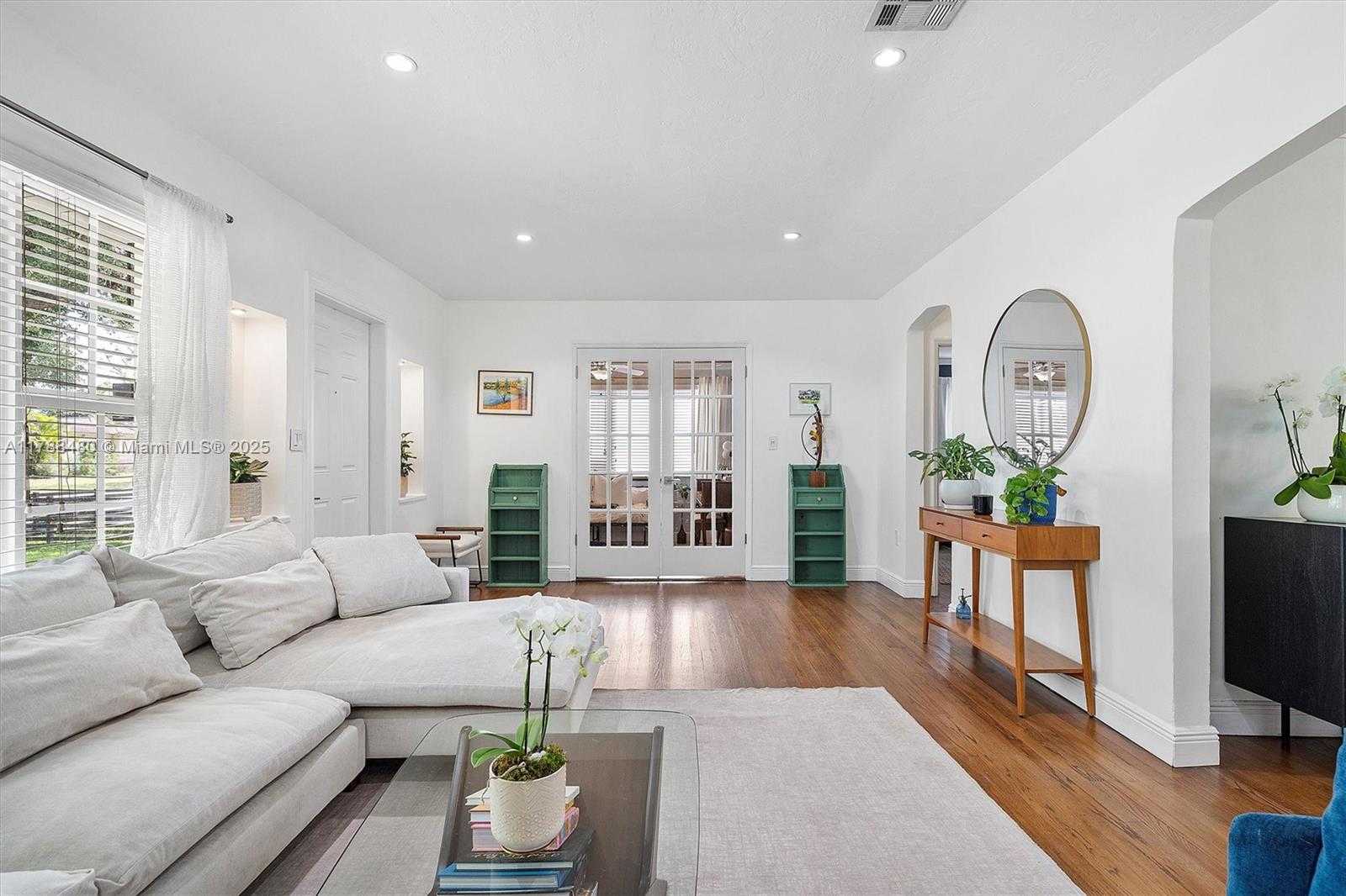 Small Image of 558 NORTH EAST 94TH ST, Miami Shores Number 19