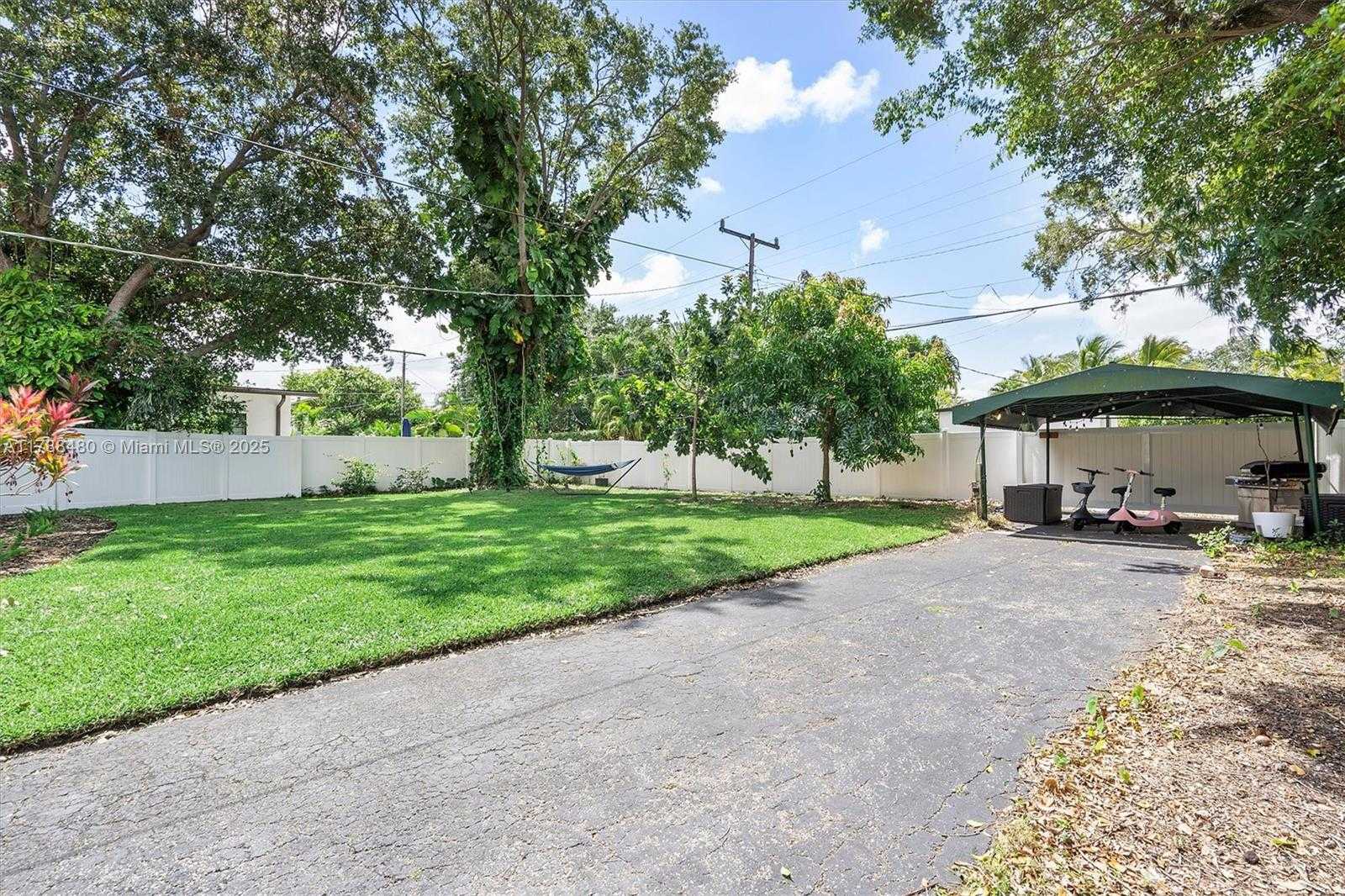 Small Image of 558 NORTH EAST 94TH ST, Miami Shores Number 54