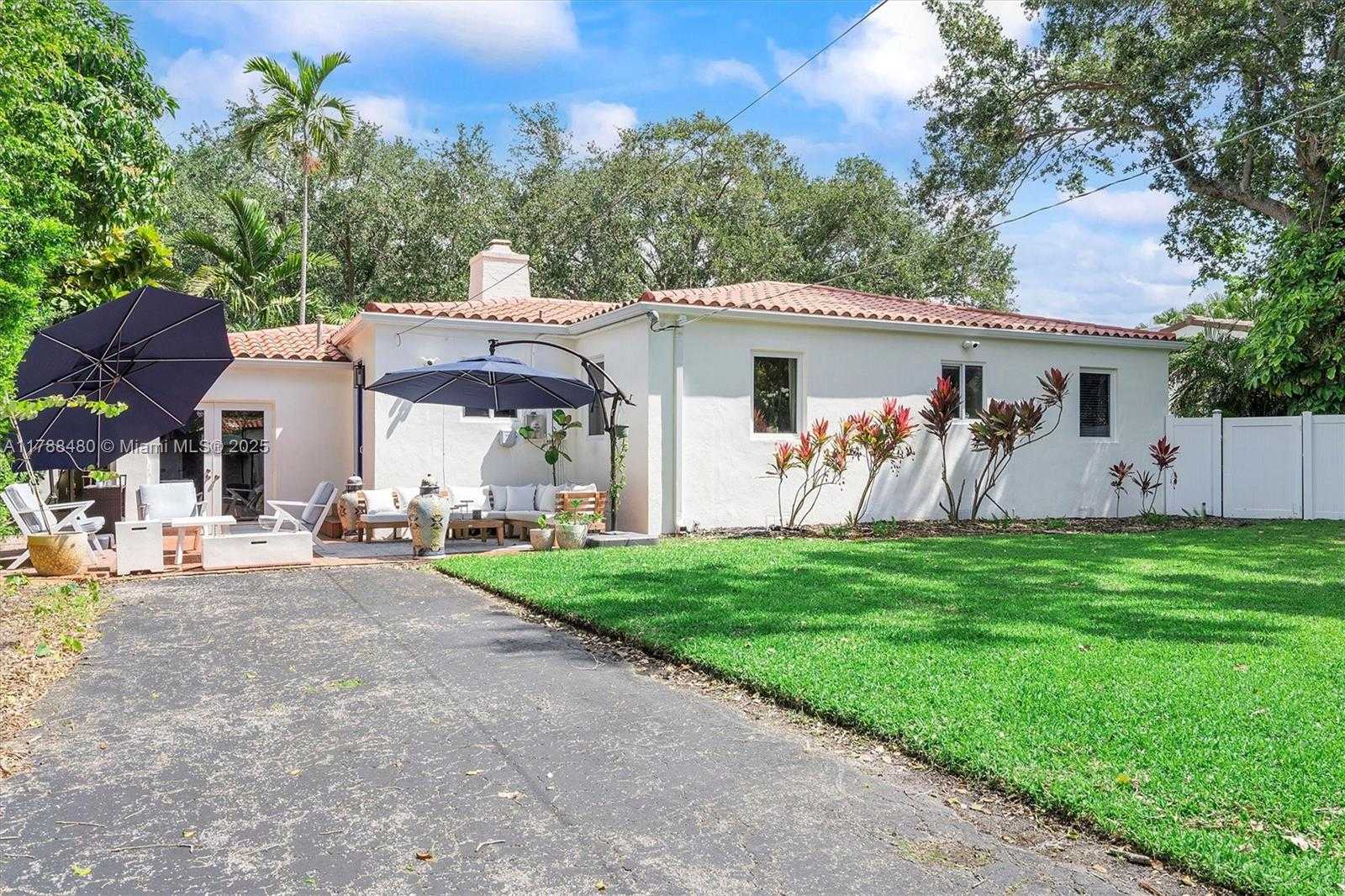 Small Image of 558 NORTH EAST 94TH ST, Miami Shores Number 56