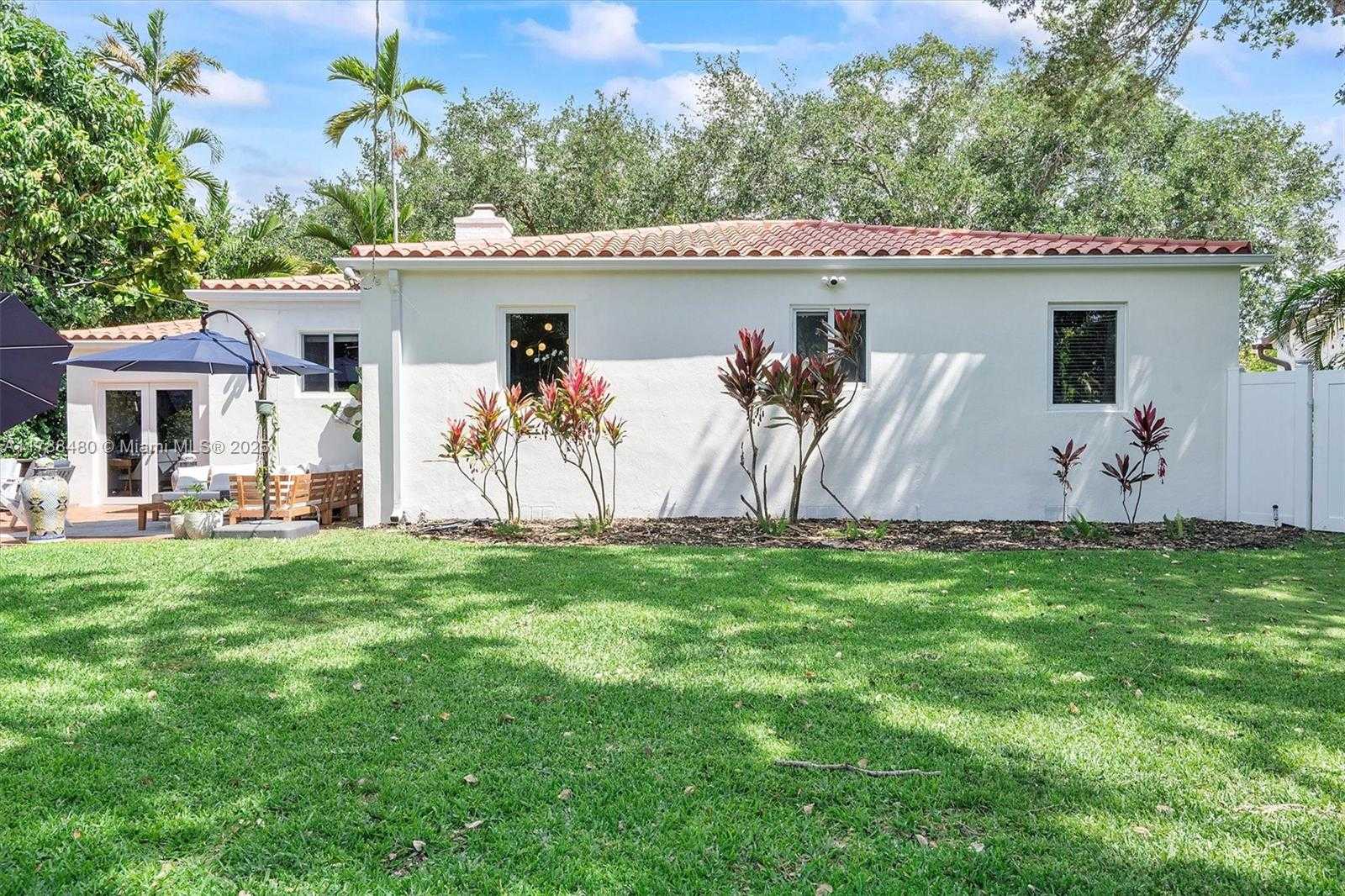 Small Image of 558 NORTH EAST 94TH ST, Miami Shores Number 61