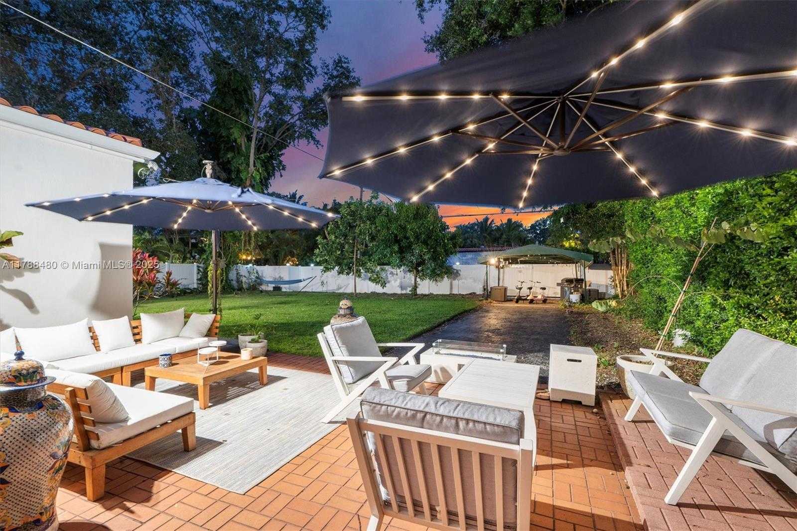 Small Image of 558 NORTH EAST 94TH ST, Miami Shores Number 8