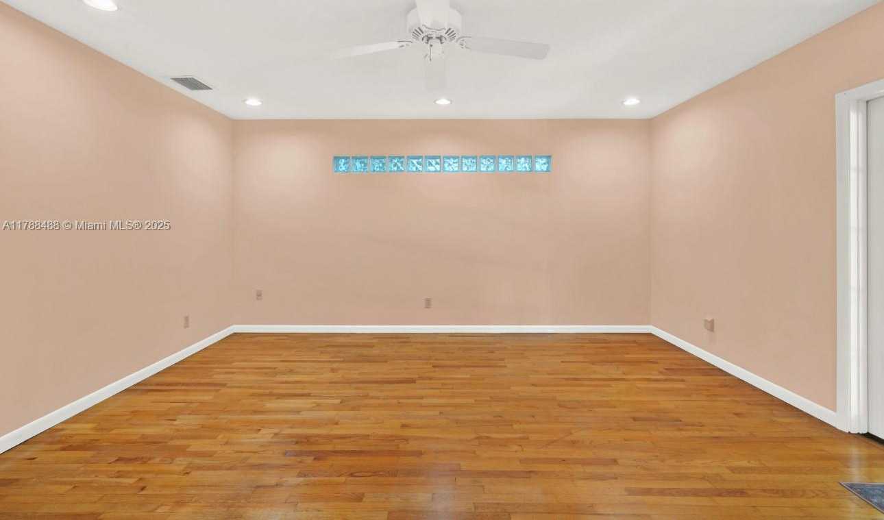 Small Image of 17737 SOUTH WEST 86TH AVE, Palmetto Bay Number 15