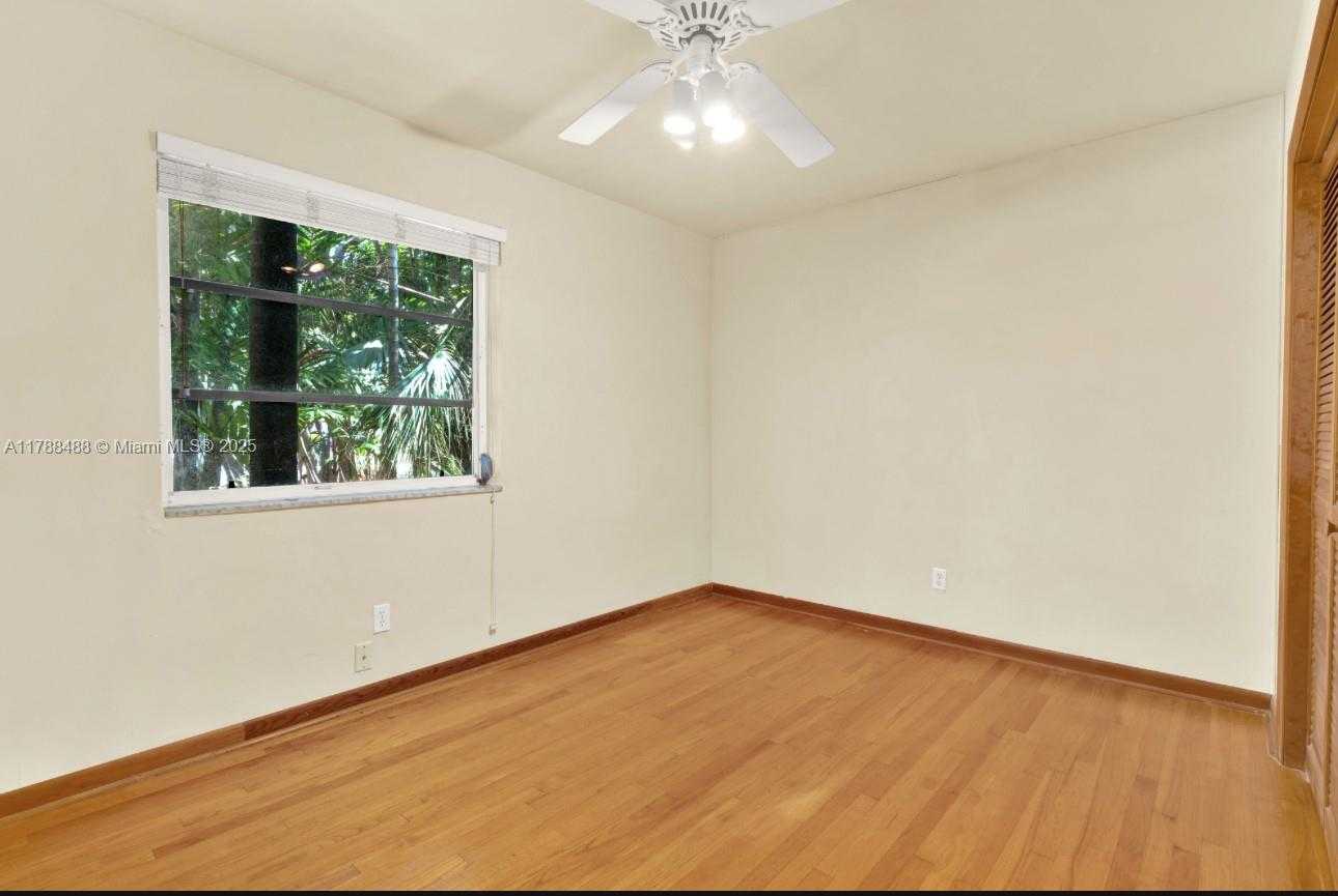 Small Image of 17737 SOUTH WEST 86TH AVE, Palmetto Bay Number 18