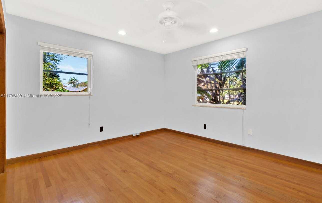 Small Image of 17737 SOUTH WEST 86TH AVE, Palmetto Bay Number 22