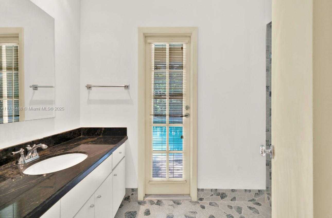 Small Image of 17737 SOUTH WEST 86TH AVE, Palmetto Bay Number 30