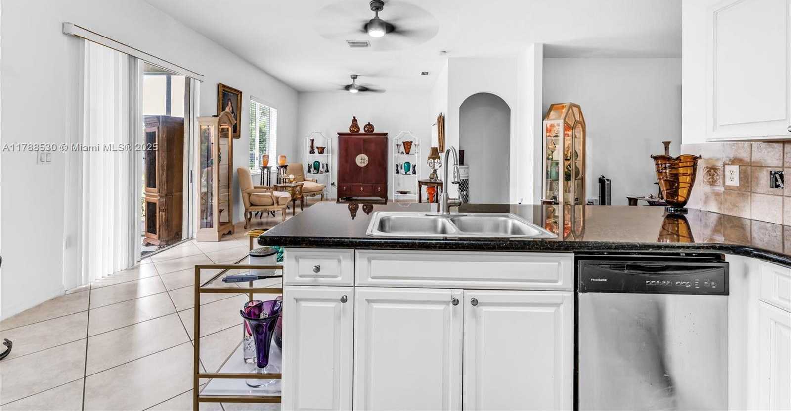 Small Image of 2819 AUGUSTA LN, Homestead Number 9