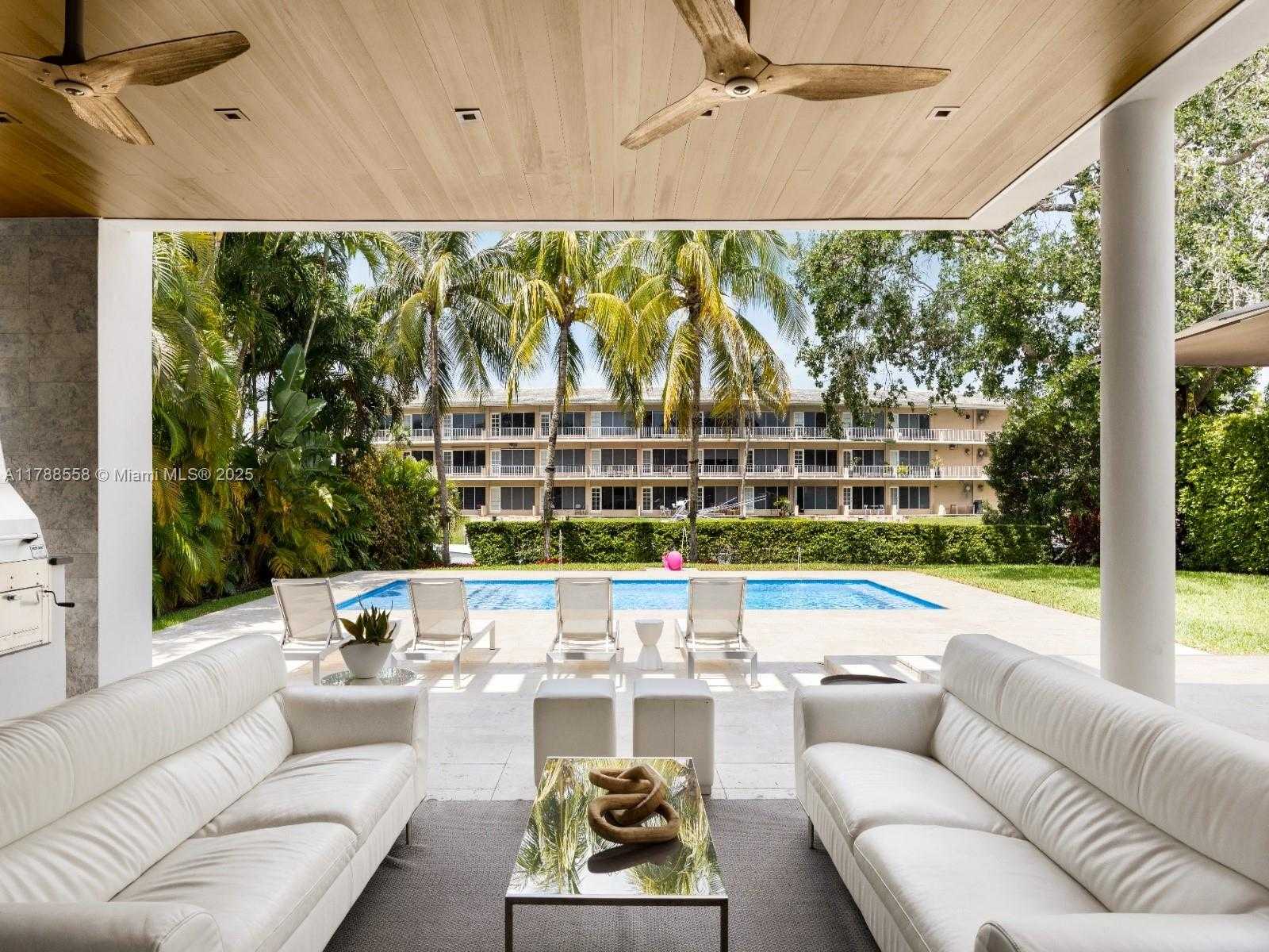 Small Image of 6300 CABALLERO BLVD, Coral Gables Number 14