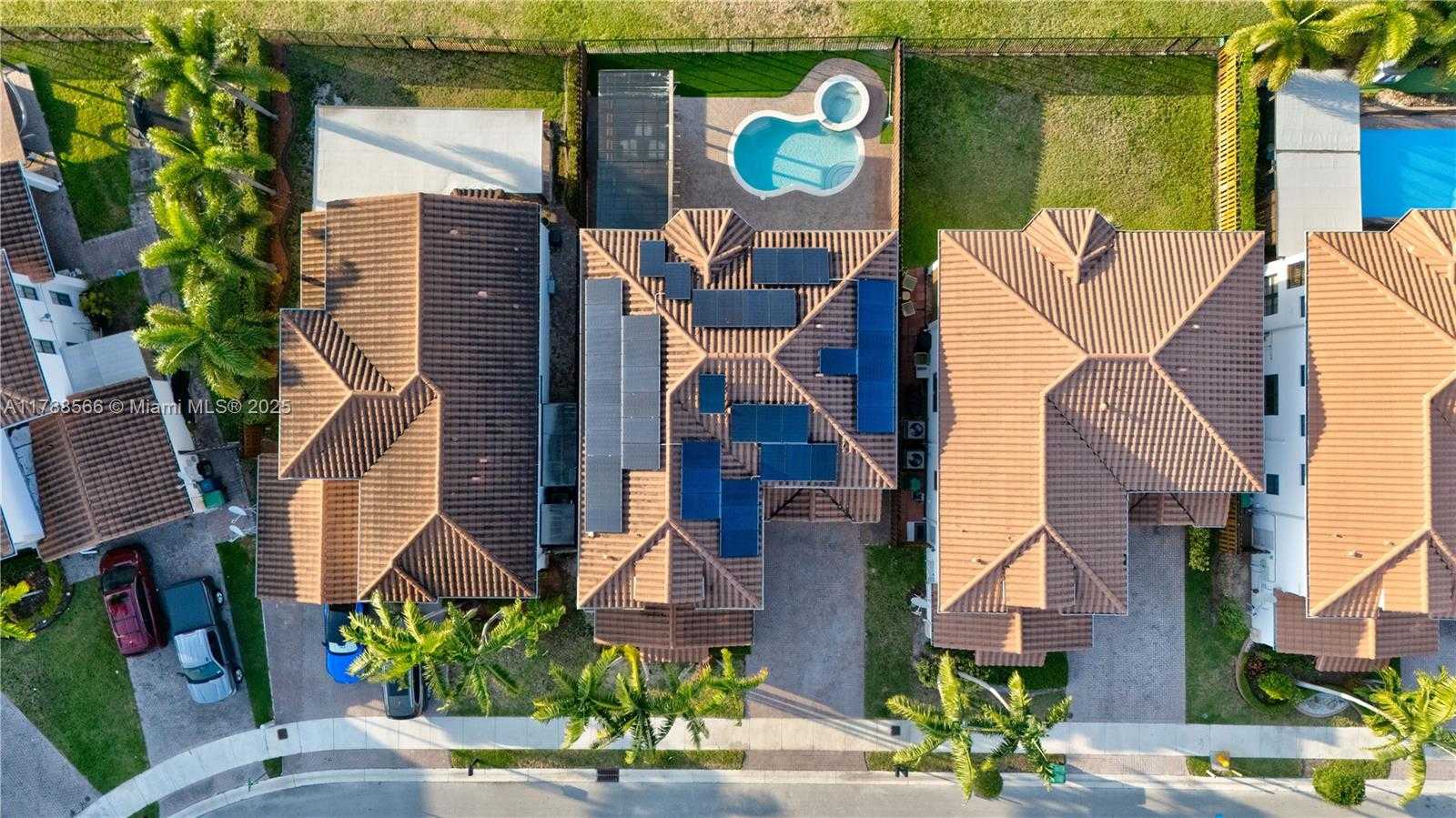 Small Image of 10371 NORTH WEST 10TH ST, Miami Number 2