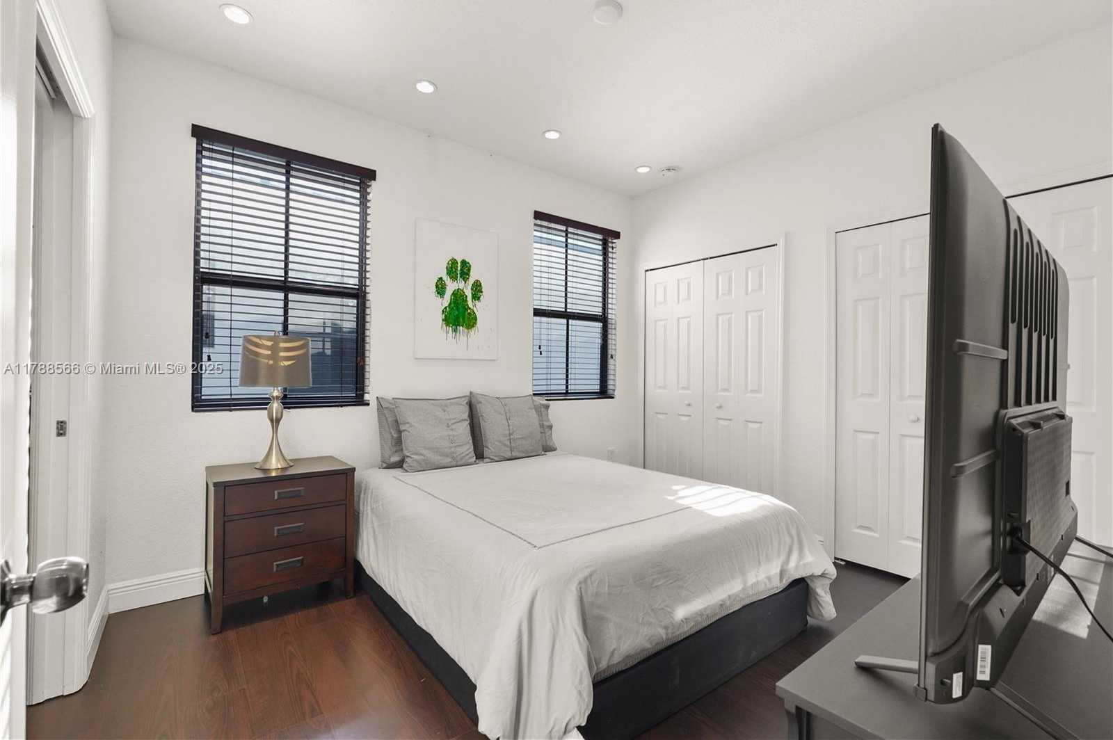 Small Image of 10371 NORTH WEST 10TH ST, Miami Number 34