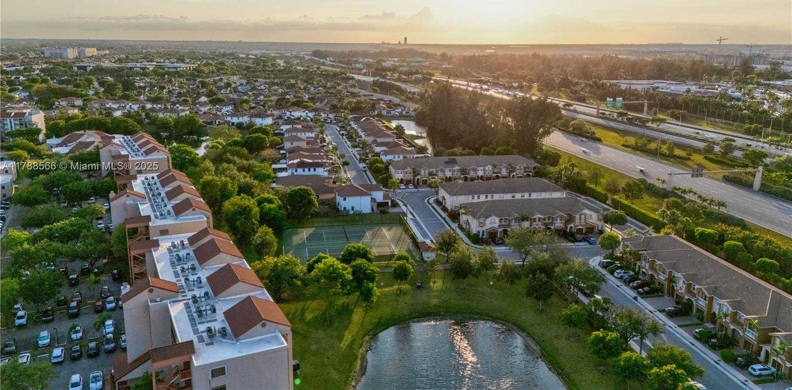 Small Image of 10371 NORTH WEST 10TH ST, Miami Number 48