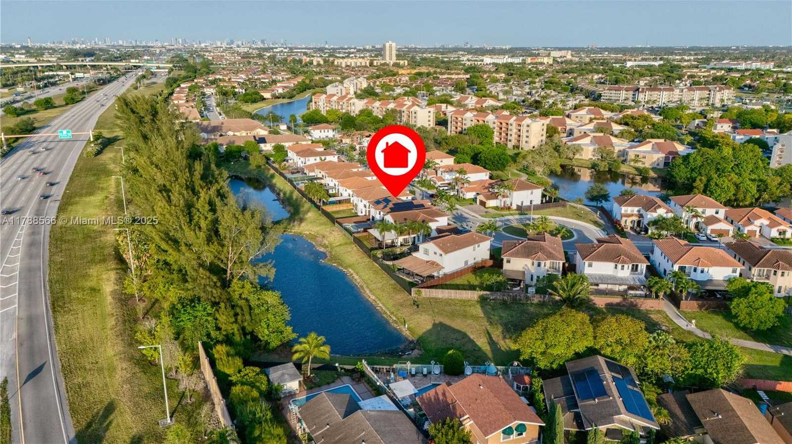 Small Image of 10371 NORTH WEST 10TH ST, Miami Number 50