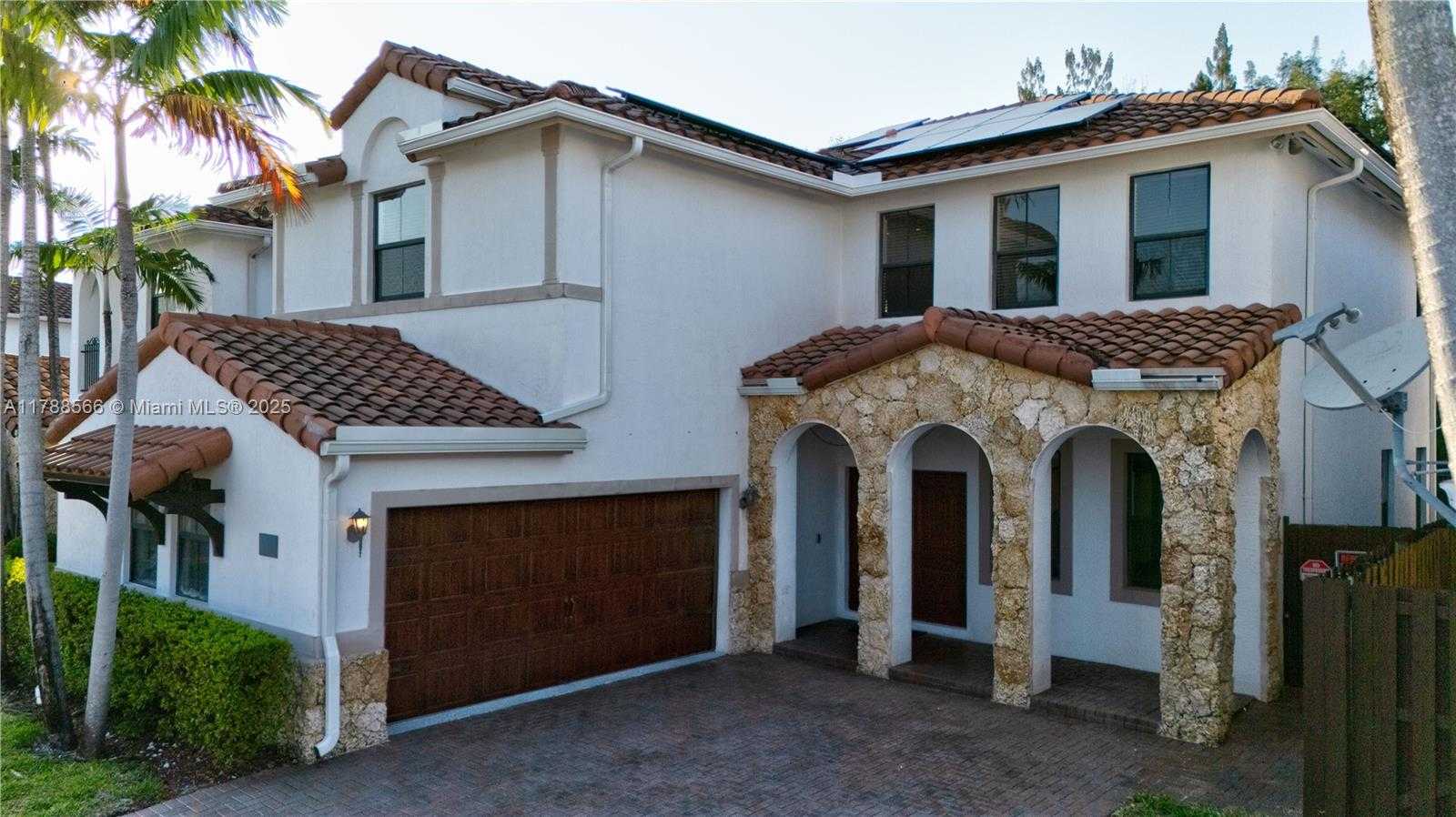 Small Image of 10371 NORTH WEST 10TH ST, Miami Number 53